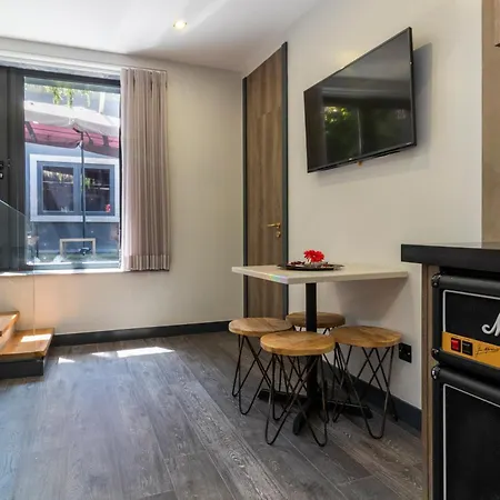 Apartment Charm Flats