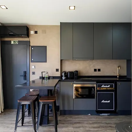 Charm Flats Apartment