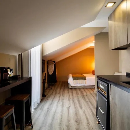 Apartment Charm Flats *