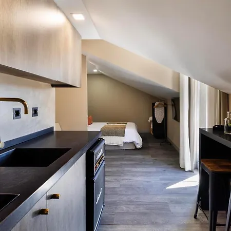 Charm Flats Apartment *